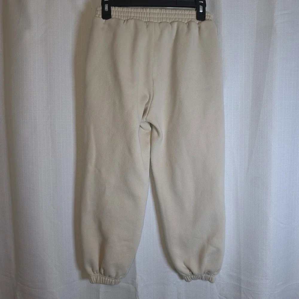 Comfrt Kids Unisex Signature Sweatpants Size Large‎ Beige | Comfy Loungewear